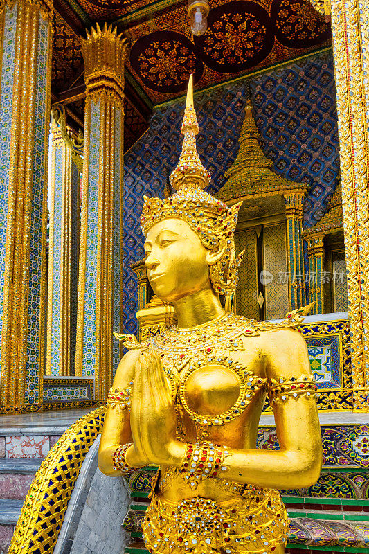 泰国曼谷Wat Phra Kaew黄金神话人物